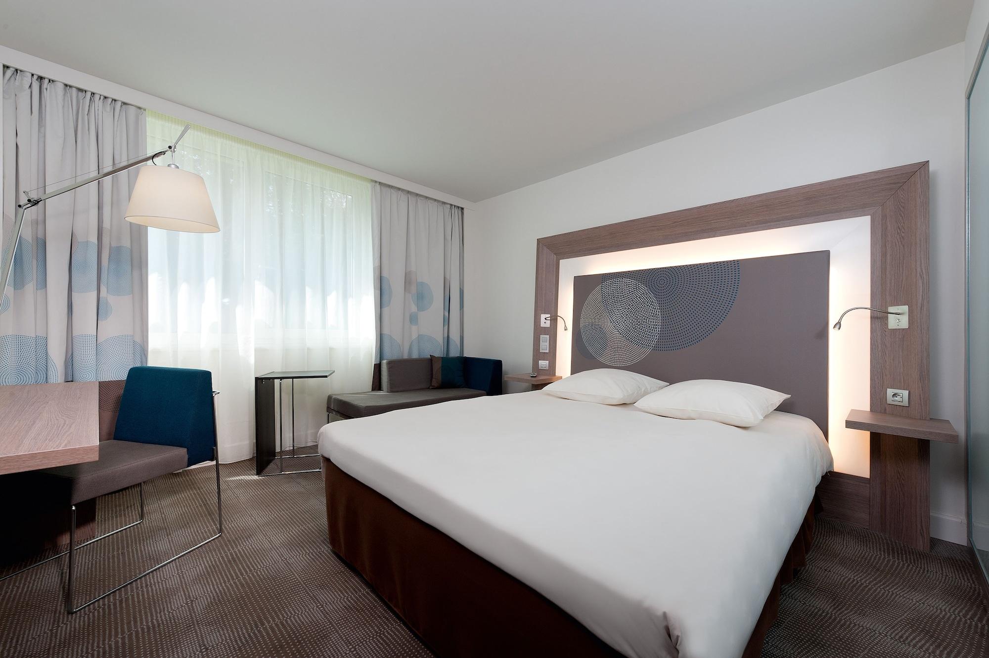 Novotel Fontainebleau Ury Dış mekan fotoğraf